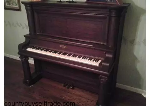 Windsor Upright Piano